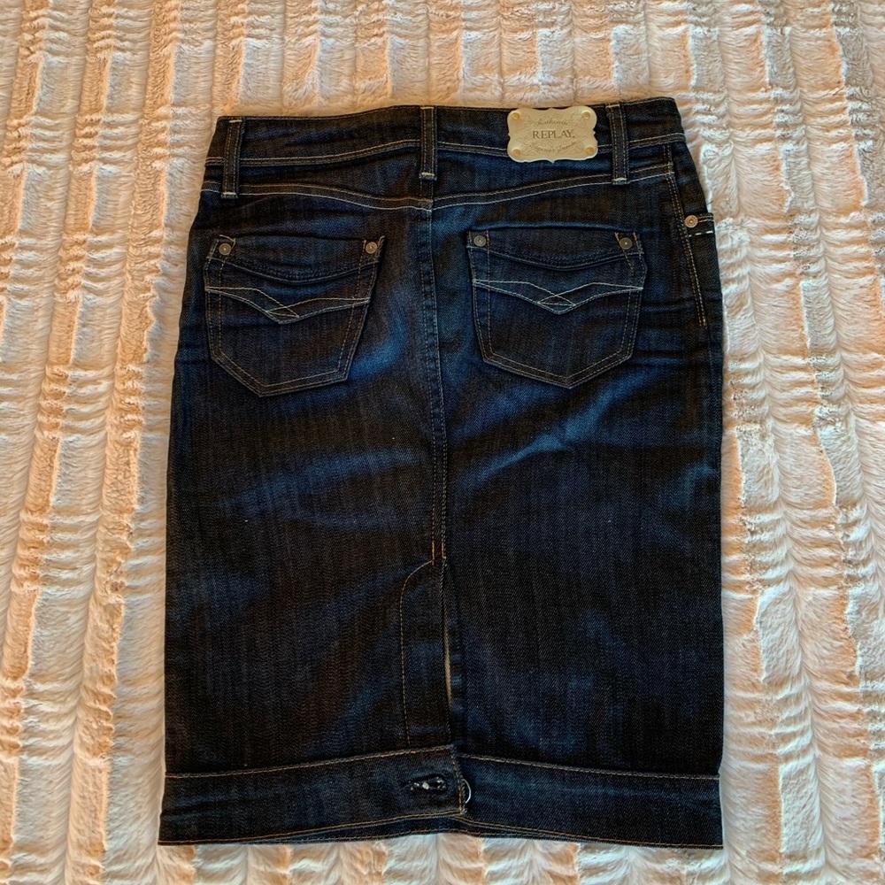 Replay Skirt